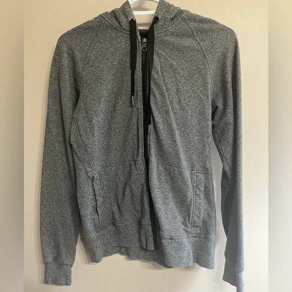 Lululemon jacket - Picture 1 of 3